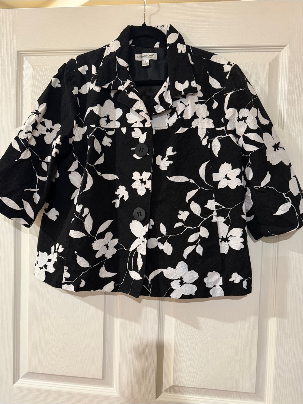 Coldwater Creek Black and White Floral Cropped Blazer